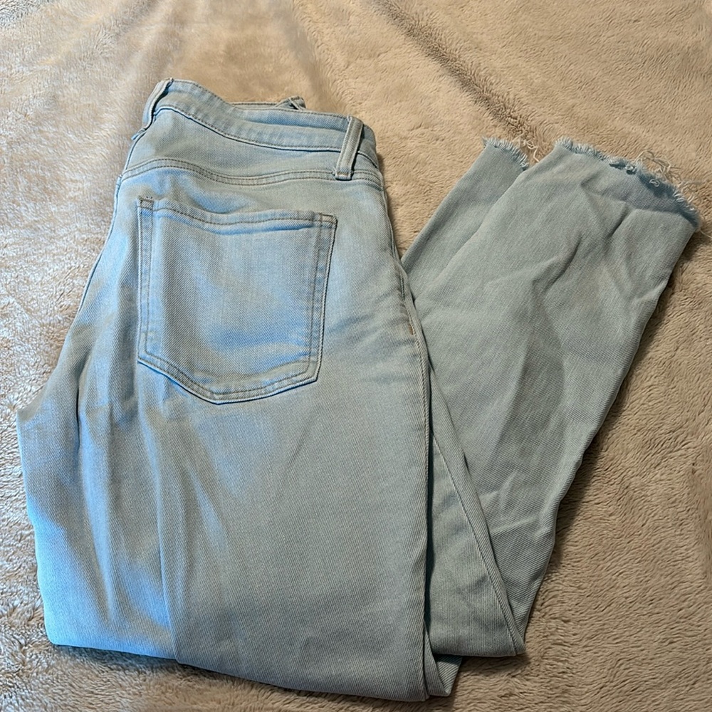 Curvy High Rise OG Straight Light Wash Jeans | Old Navy